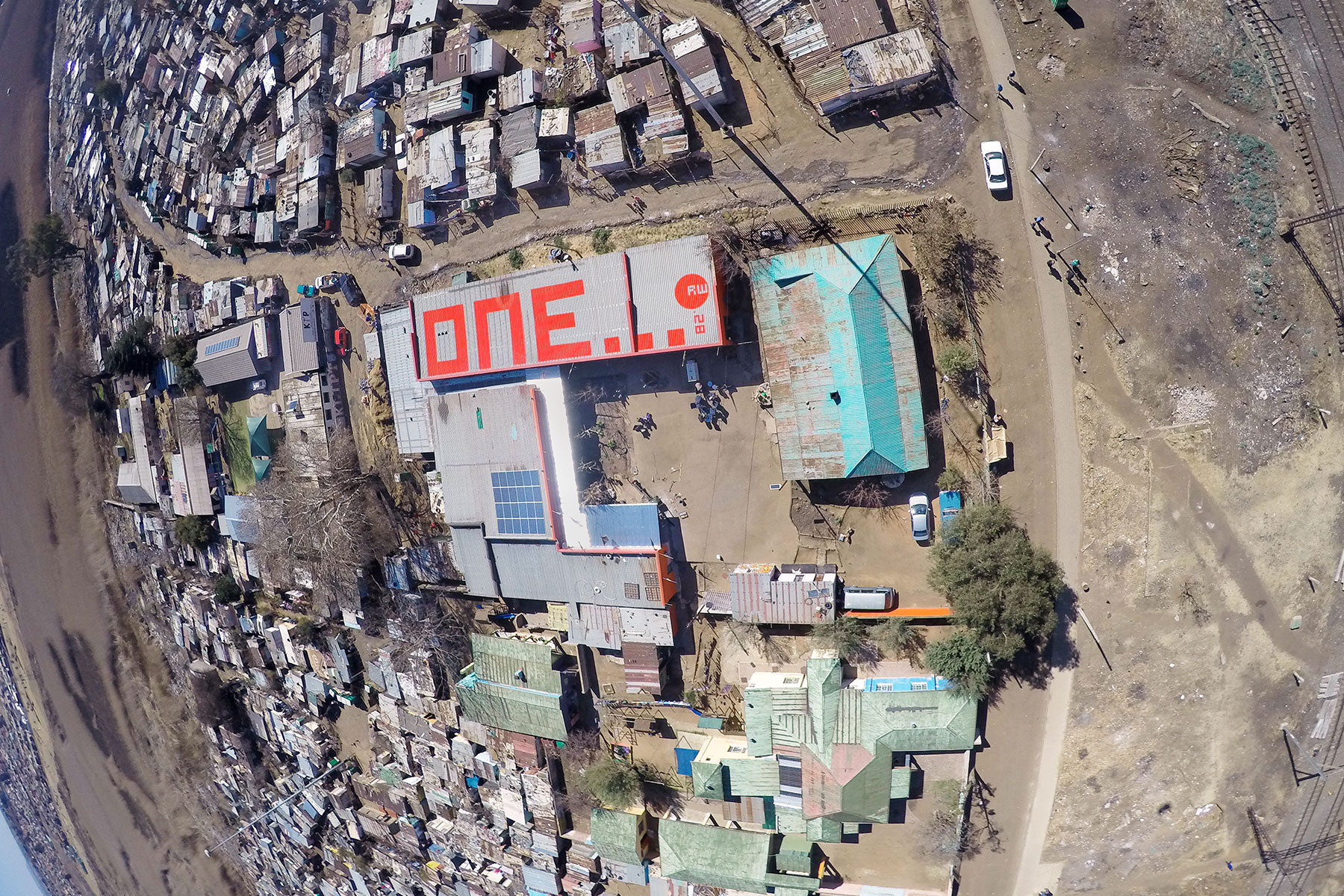 FIVE ROOFS | FIVE CONTINENTS – ONE EARTH UNITES MANY WORLDS