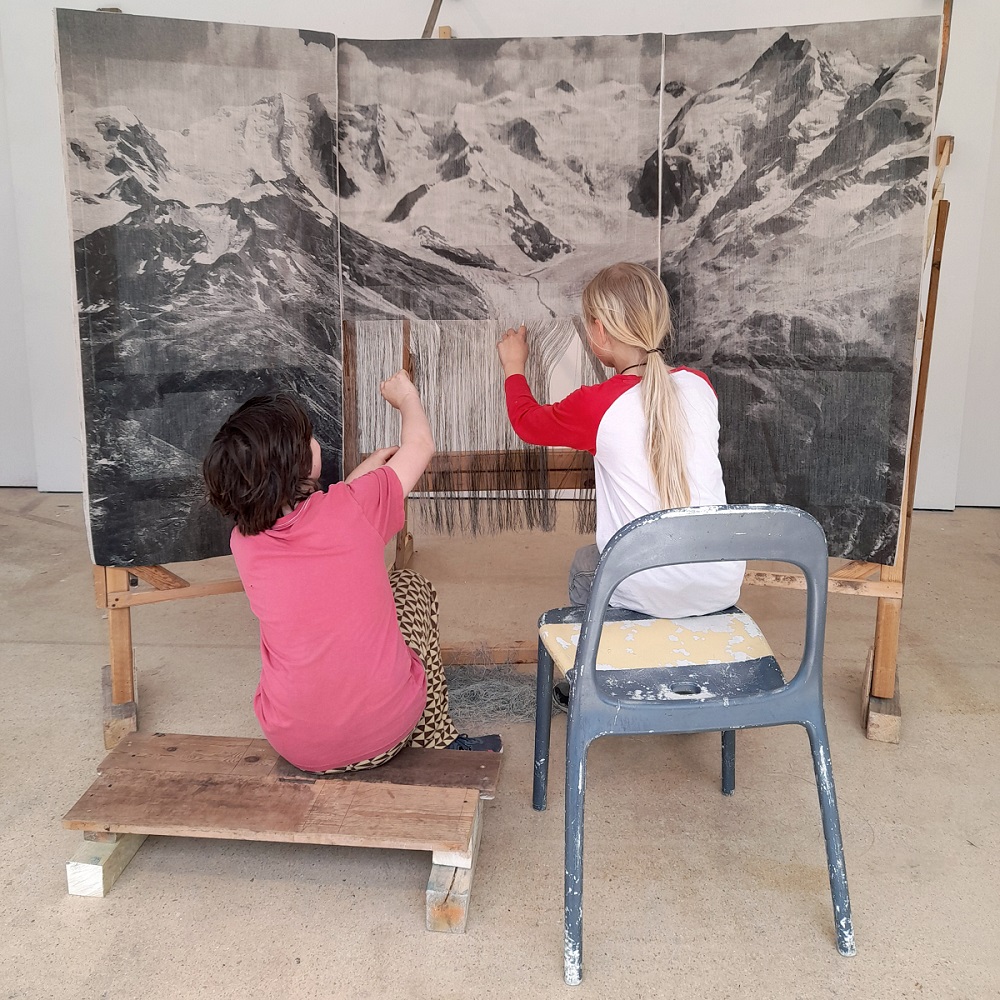 unmaking the glacier in progress_ 1000 pixels version